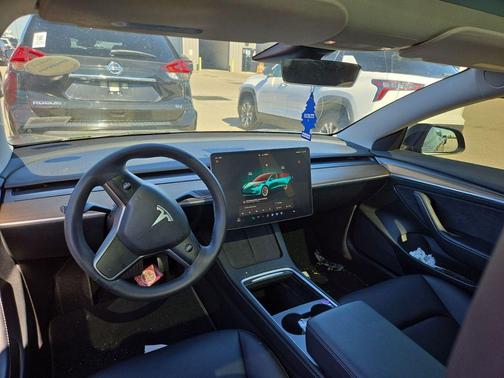 2023 Tesla Model 3 Standard Range