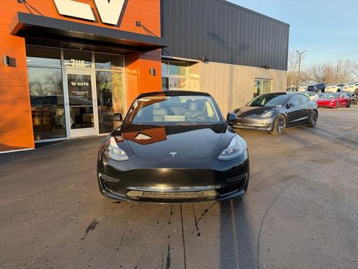 2023 Tesla Model 3 Standard Range