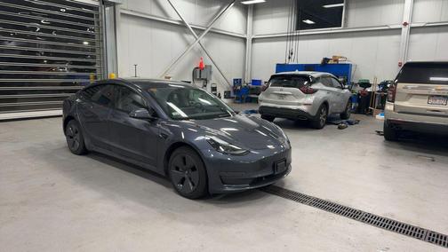 2023 Tesla Model 3 Standard Range