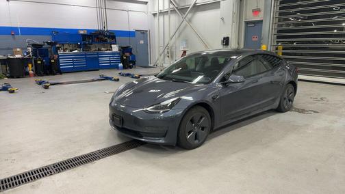 2023 Tesla Model 3 Standard Range