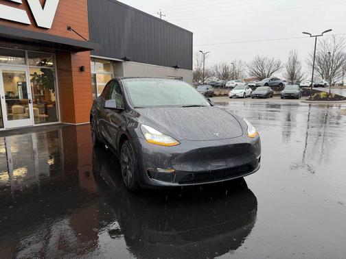 2025 Tesla Model Y Long Range Dual Motor All-Wheel Drive