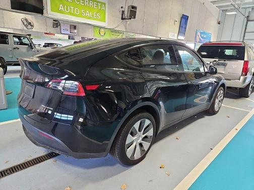 2023 Tesla Model Y Long Range Dual Motor All-Wheel Drive