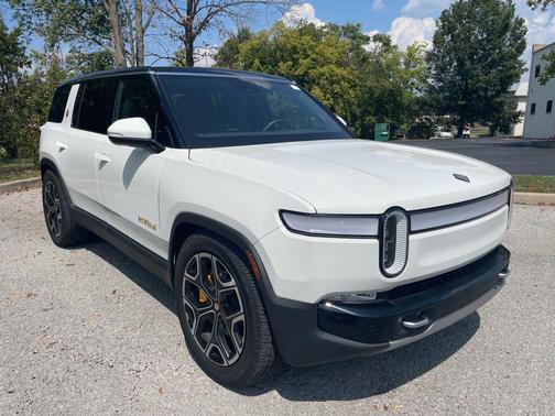 2022 Rivian R1S Launch Edition