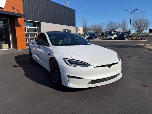 2021 Tesla Model S Plaid