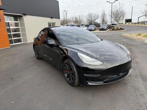 2019 Tesla Model 3 Standard Range Plus