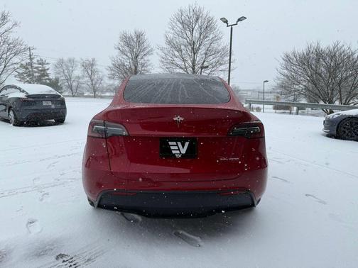 2023 Tesla Model Y Long Range Dual Motor All-Wheel Drive