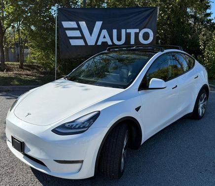 2022 Tesla Model Y Long Range Dual Motor All-Wheel Drive