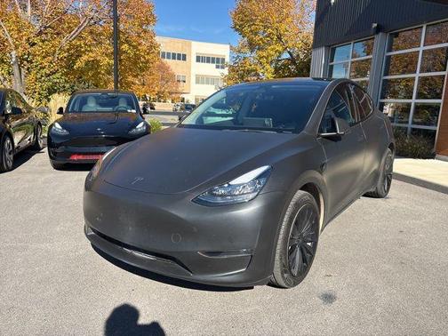 2023 Tesla Model Y Long Range Dual Motor All-Wheel Drive