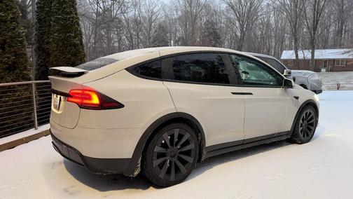 2022 Tesla Model X Dual Motor All-Wheel Drive