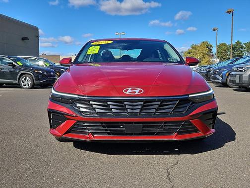 2025 Hyundai ELANTRA SEL Convenience