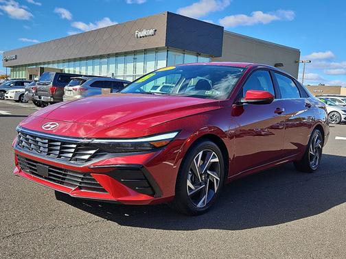 2025 Hyundai ELANTRA SEL Convenience