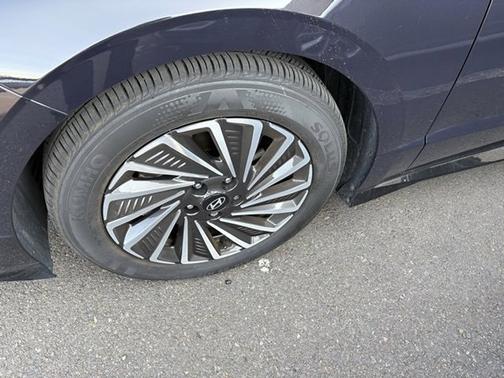 2024 Hyundai SONATA Hybrid SEL