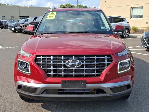 2024 Hyundai VENUE Limited