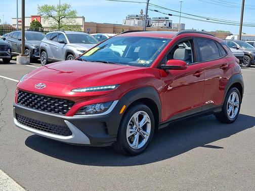2022 Hyundai KONA SEL