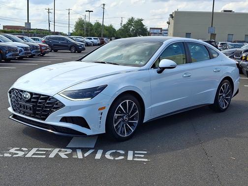 2023 Hyundai SONATA Limited