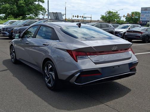 Gray 2024 Hyundai ELANTRA SEL