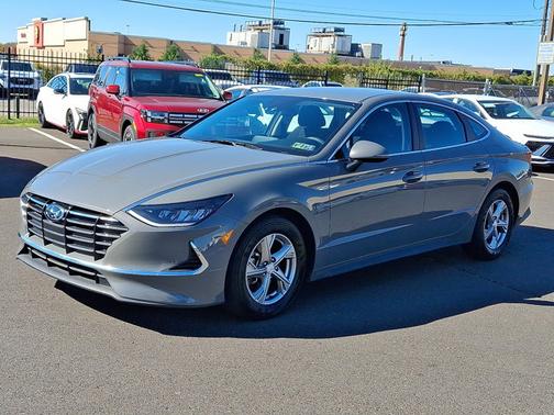 2023 Hyundai SONATA SE
