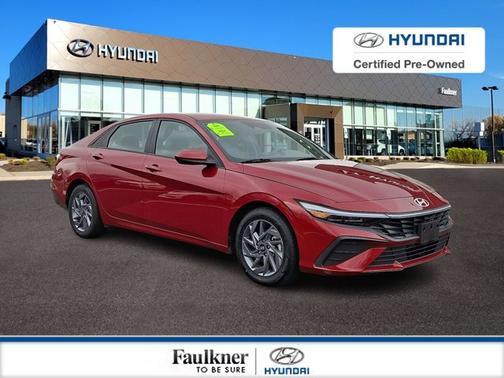 2024 Hyundai ELANTRA SEL