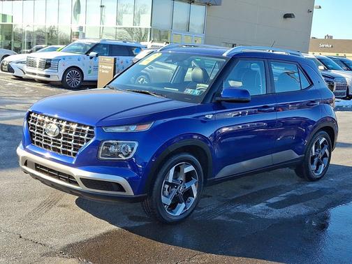 2023 Hyundai VENUE Limited