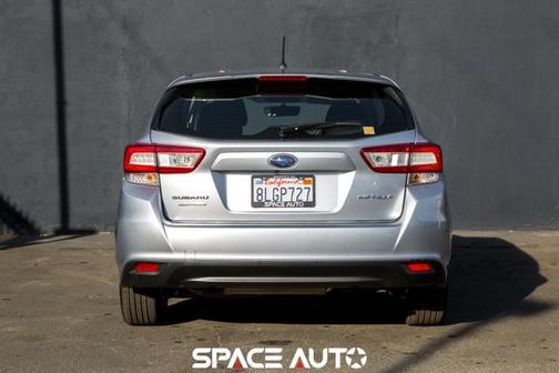 Photo 5 of 25 of 2018 Subaru Impreza 2.0i