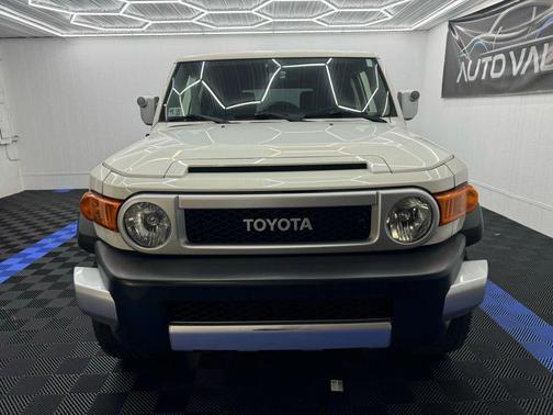 2012 Toyota FJ Cruiser Base