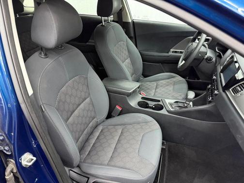 2018 Kia Niro LX