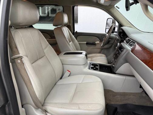 2012 GMC Sierra 2500 SLT