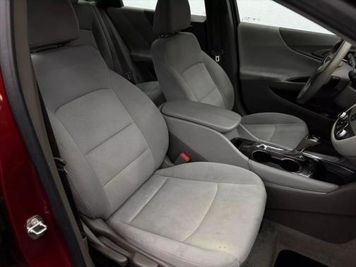 2017 Chevrolet Malibu 1LT