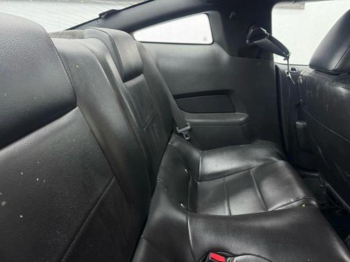 2010 Ford Mustang Premium