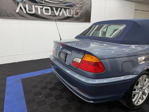 2002 BMW 330 330Cic Convertible 2D