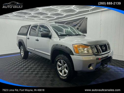 2012 Nissan Titan SV