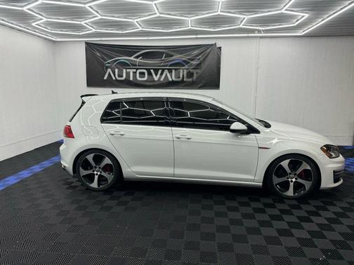 2016 Volkswagen Golf GTI 2.0T S 4-Door