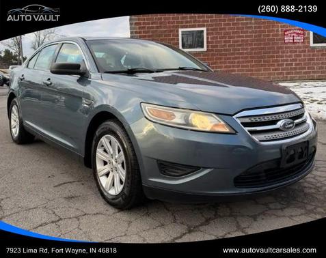 2010 Ford Taurus SE Sedan 4D