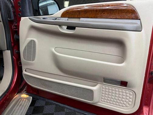 2002 Ford Excursion Sport Utility 4D