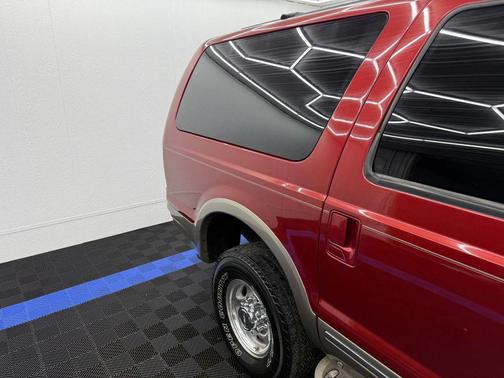 2002 Ford Excursion Sport Utility 4D