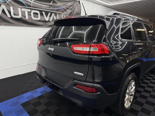 2014 Jeep Cherokee Sport