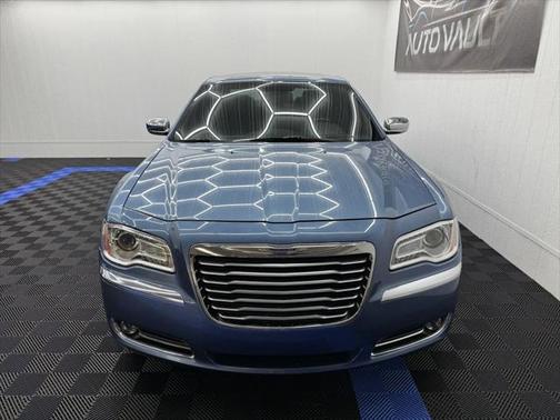 2011 Chrysler 300 Limited
