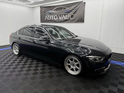 2017 BMW 330 i xDrive