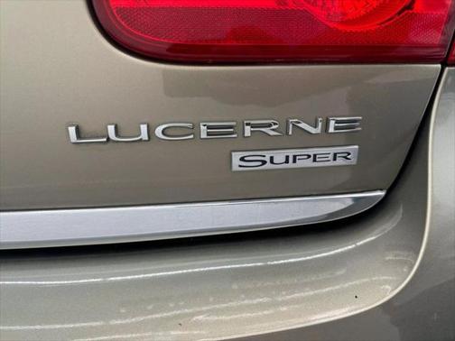 2011 Buick Lucerne Super