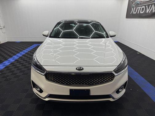 2017 Kia Cadenza Premium