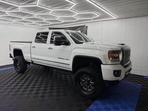 2019 GMC Sierra 2500 Denali