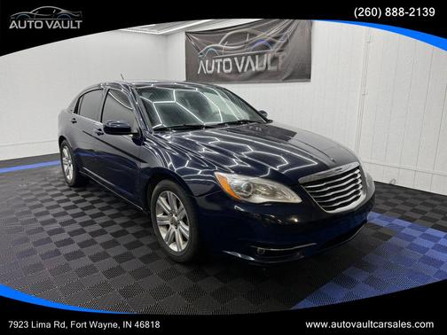 2013 Chrysler 200 Touring