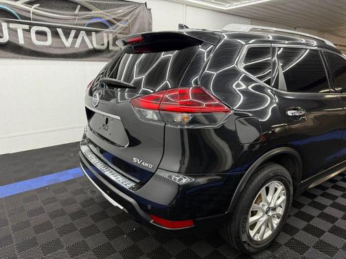 2020 Nissan Rogue SV