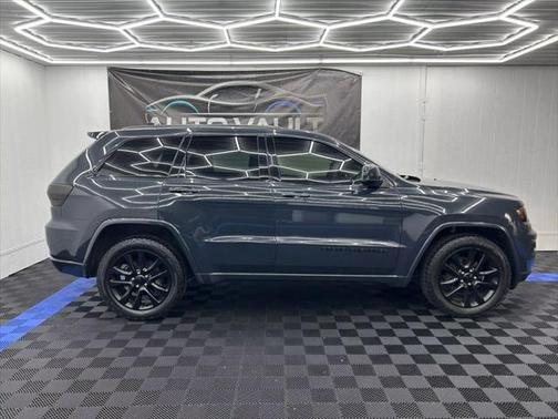 2017 Jeep Grand Cherokee Altitude