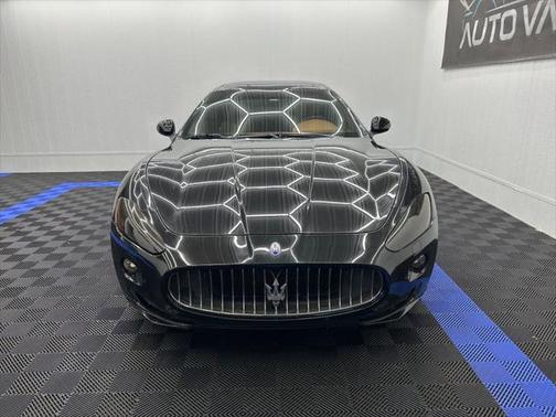 2012 Maserati GranTurismo S Auto