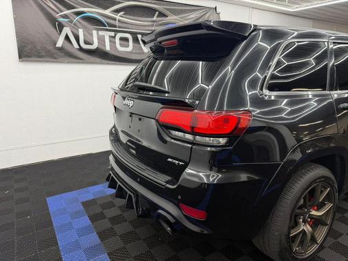 2014 Jeep Grand Cherokee SRT