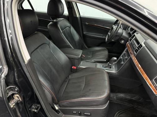 2012 Lincoln MKZ Base