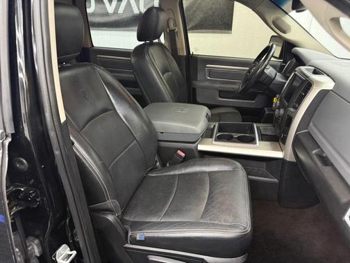 Black Clearcoat 2014 RAM 1500 Big Horn