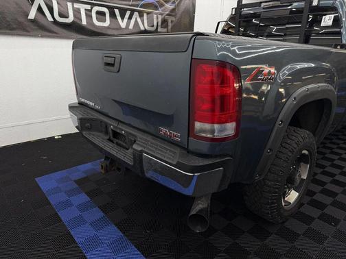 2011 GMC Sierra 2500 SLT