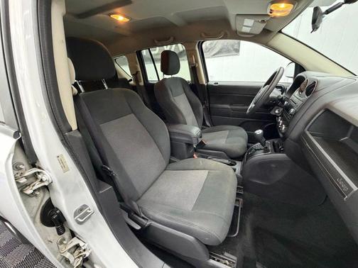 2013 Jeep Compass Sport